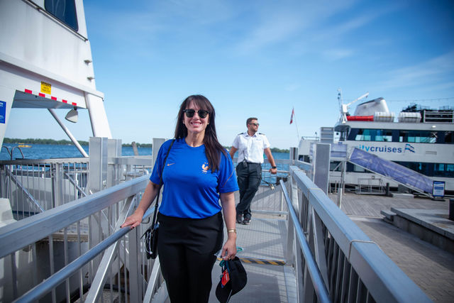 A moment from the Goodlawyer World Cup Yacht Party 19